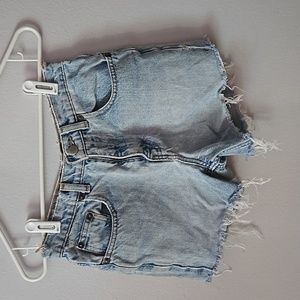 Light wash cut off shorts